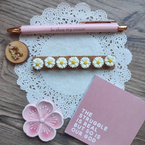 Daisy Push Pins
