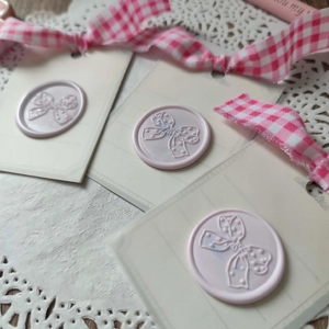 Gift Tags with Wax Seals and Fabric Ribbons (Faint Lilac)