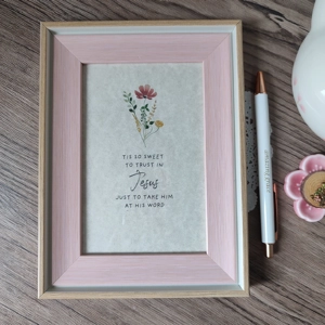 4x6 Inspired by Hymns Pink Frame - Tis So Sweet to Trust in Jesus
