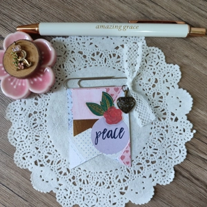 Large Paper Clip Embellishment (Peace)