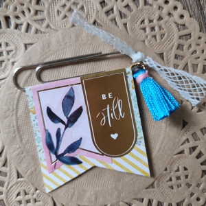 Large Paper Clip Embellishment (Be Still)