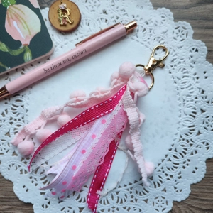 Ribbon Tassel Charm (Shades of Pink and White) Set 2