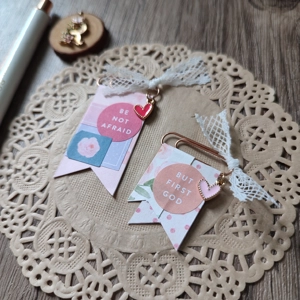 Small Paperclip Embellishments (Set 7)