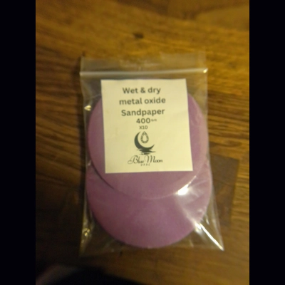 Wet & dry metal oxide sandpaper 400 grit x10 Wet & dry metal oxide sandpaper 400 grit x10