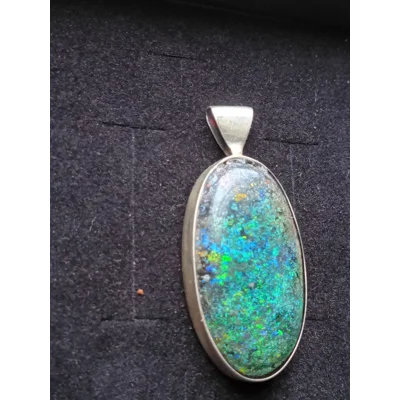 Andamooka pendant Andamooka pendant