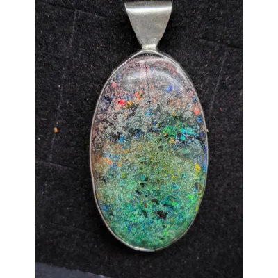 Andamooka pendant Andamooka pendant