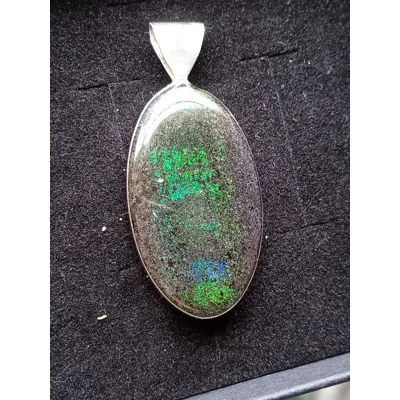 Andamooka pendant Andamooka pendant