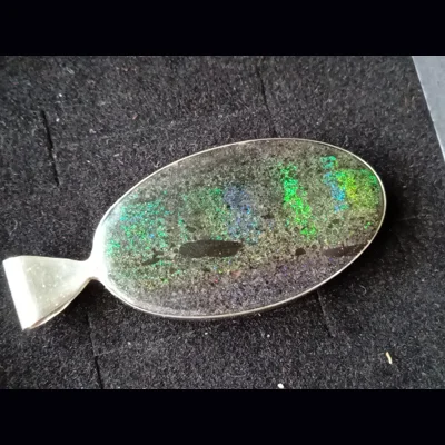 Andamooka pendant Andamooka pendant