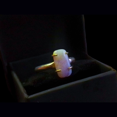 Crystal opal siver claw ring