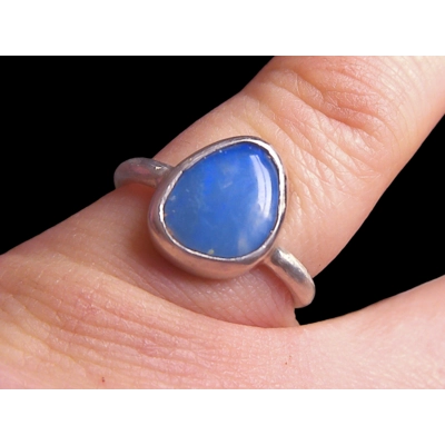 Lightning ridge crystal opal ring