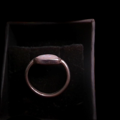 Coober Pedy white opal ring