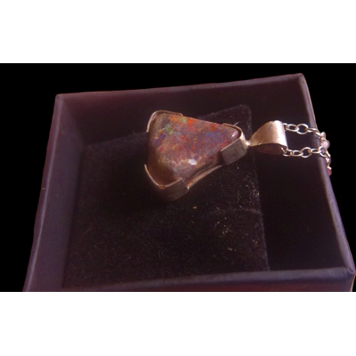 Andamooka pendant Andamooka pendant