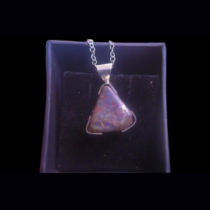 Andamooka pendant