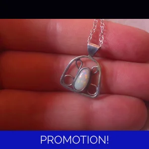 Coober Pedy opal pendant