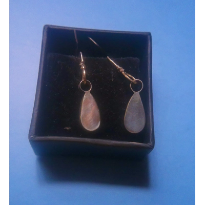 22ct Andamooka rainbow matrix drop earrings