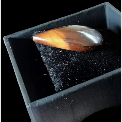 18ct Queensland boulder opal