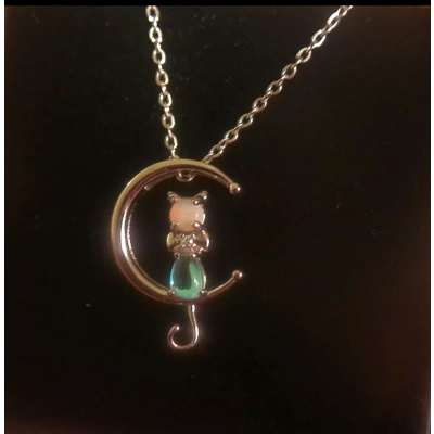 Opal and moonstone pendant