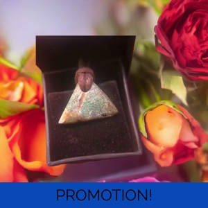 Green andamooka opal ne..