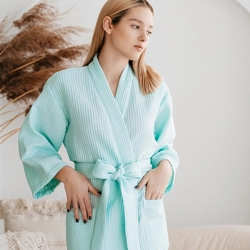 Soft and Stylish Cotton Waffle Robe – The Perfect Touch for Bridal Bliss