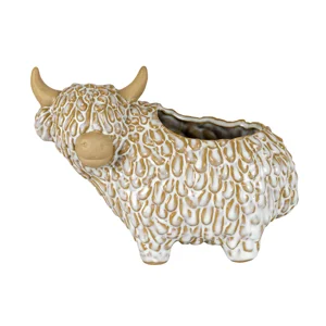 Alora Ceramic Highland Cow Planter Gazing Left – Decorative Plant Pot
