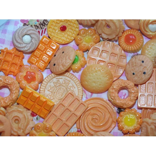 50 Pcs Biscuits & Cookies Churros Pretzel Jammy Dodger Waffle Cake Donut Danish Style FAKE Bake Food