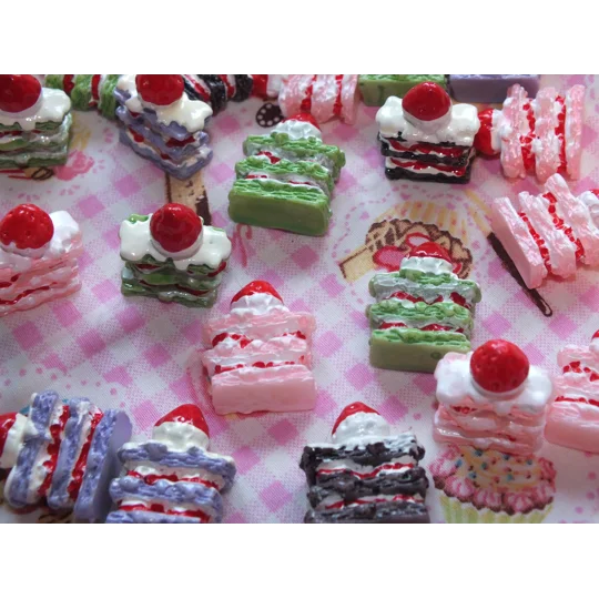 4pcs Delicious Large Fake Whipped Cream Cakes Mille Fois Pastries Topped With Fruit Dolls Play Non E