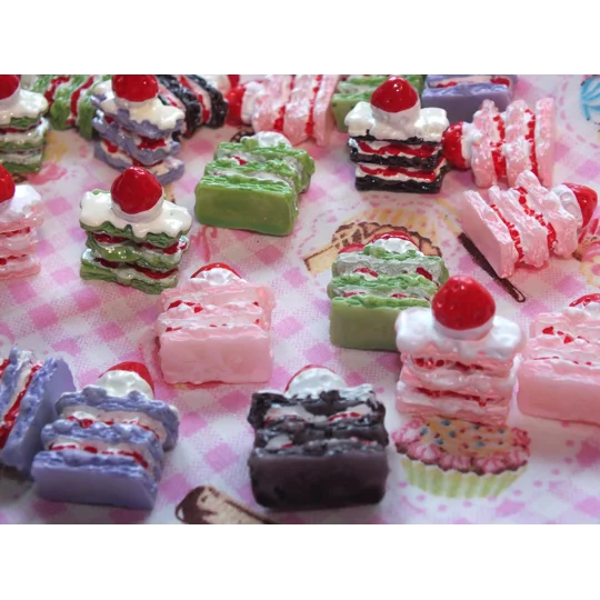 4pcs Delicious Large Fake Whipped Cream Cakes Mille Fois Pastries Topped With Fruit Dolls Play Non E