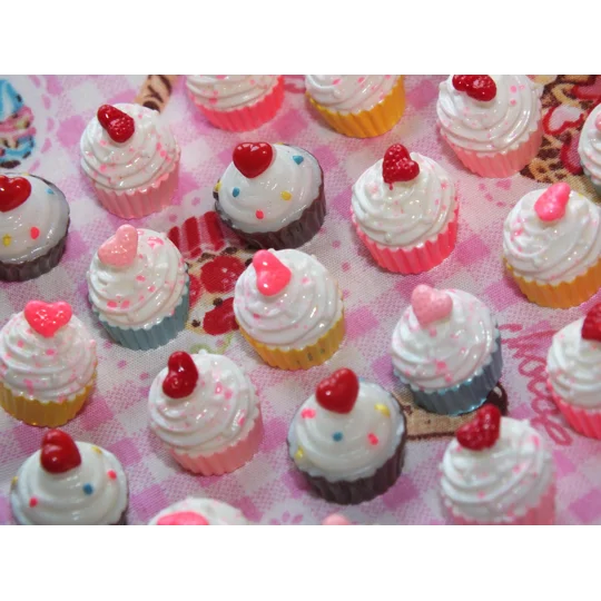 5pcs Delicious Fake Cream Cup Cakes Muffin Fake Food Cakes Pastries Dolls Play Non Edible 15mm-17mm