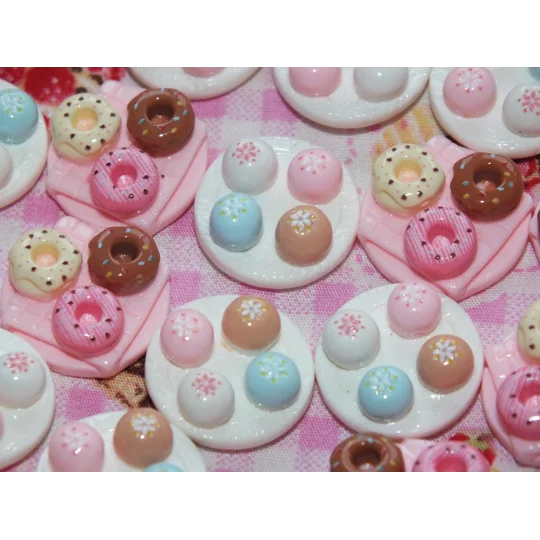 6pcs Delicious Fake Cakes Donuts Buns Pastries On Plates Dolls Play Non Edible 20mm 3D Not Flatback