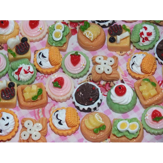 10pcs Delicious Fake Cream Cakes Topped With Fruit Pastries Fake Food Plates & Bowls Dolls Play Non