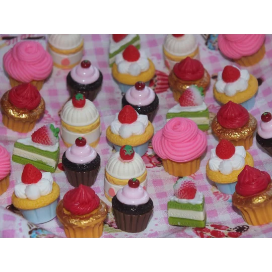 6pcs Delicious Large Fake Cream Whipped Cup Cakes Muffins Pastries Topped With Fruit Dolls Play Non