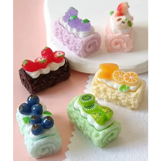6pcs Delicious Large Fake Whipped Cream Roulade Swiss Roll Sponge Topped With Fruit Dolls Play Non E