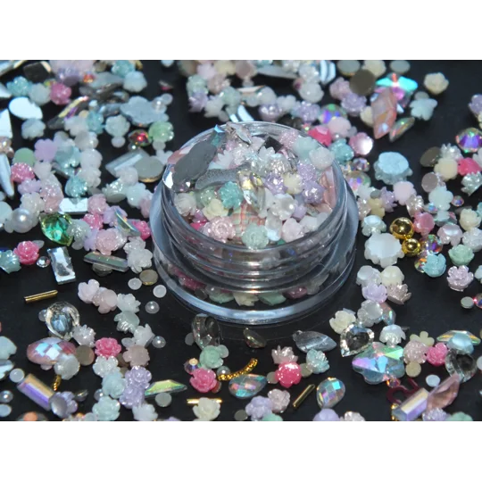 100 Pcs SUPER TINY Flowers Rhinestones Balls Pearls Resin Roses For Nail Art Charms Resin Craft DIY