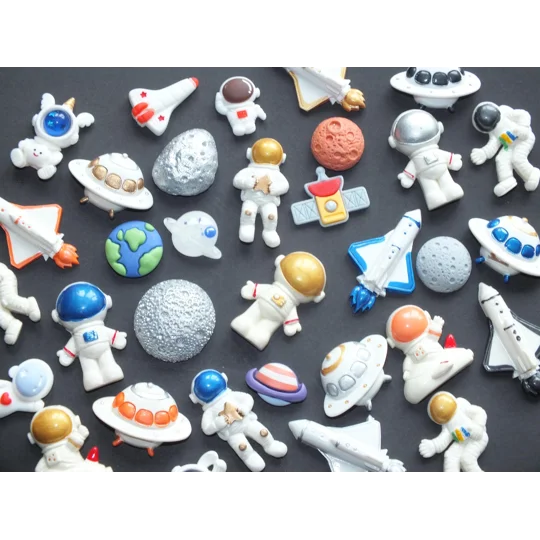 20 Pcs Mixed Space Man Rocket Astronaut Planet Earth Moon Mars Saturn UFO Resin Flatback Charms Cabo