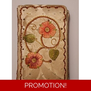 Book Of Common Prayer with Hymns, Beautiful Embroidered Silk Dos a Dos