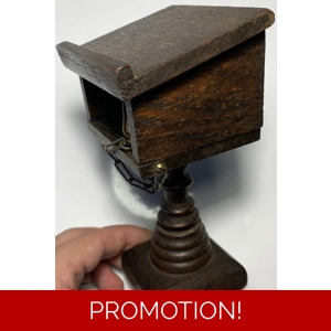 Miniature Holy Bible, Chained to a miniature lectern, 1919