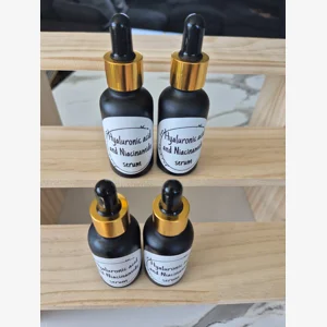 Hyaluronic acid and Niacinamide serum