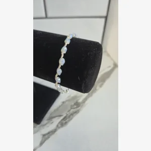 Glass crystal bracelet