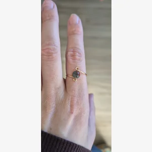 Bloostone wire ring