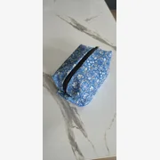 Make up bag (blue)