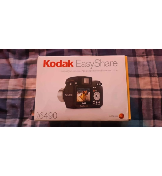 Kodak Easy Share DX6490 Digital Camera