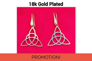 Gold Celtic Trinity Knot Ear..