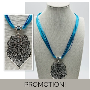 Heart Pendant & Necklace Blu..