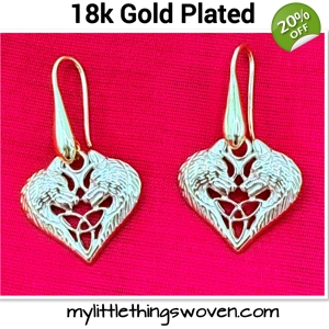 Gold Celtic pair of spi..