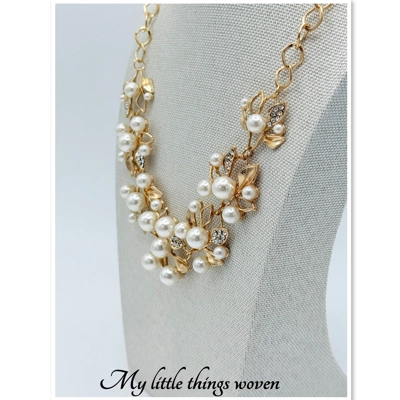 Gold & Faux Pearl Necklace & Earrings Jewellery Set Gold & Faux Pearl Necklace & Earrings Jewellery Set
