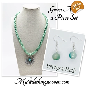 Green Agate Necklace an..