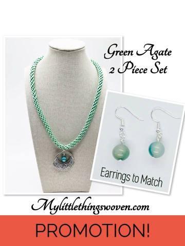 Green Agate Necklace an..