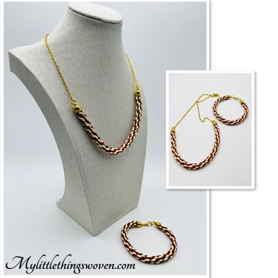 Gold Two-Toned Brown And Cream Necklace And Bracelet 2 Piece Set Gold Two-Toned Brown And Cream Necklace And Bracelet 2 Piece Set