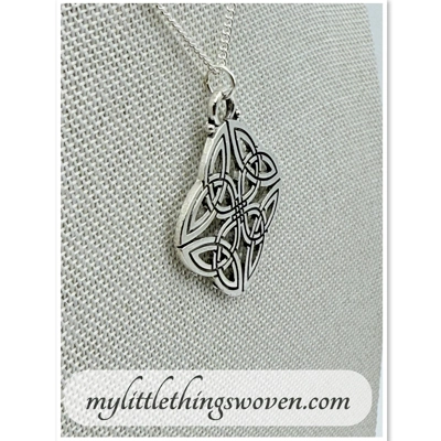 Quaternary Celtic Knot Pendant Necklace, Silver 925 Quaternary Celtic Knot Pendant Necklace, Silver 925