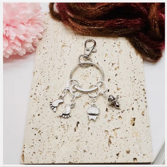 New Baby-theme Knitting and Crochet Stitch Markers With Gift Storage Bag